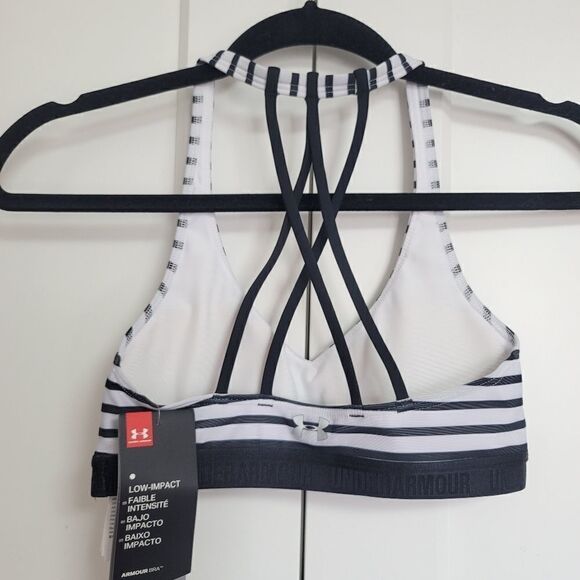 Under armour low impact strappy sports bra - Picture 6 of 6